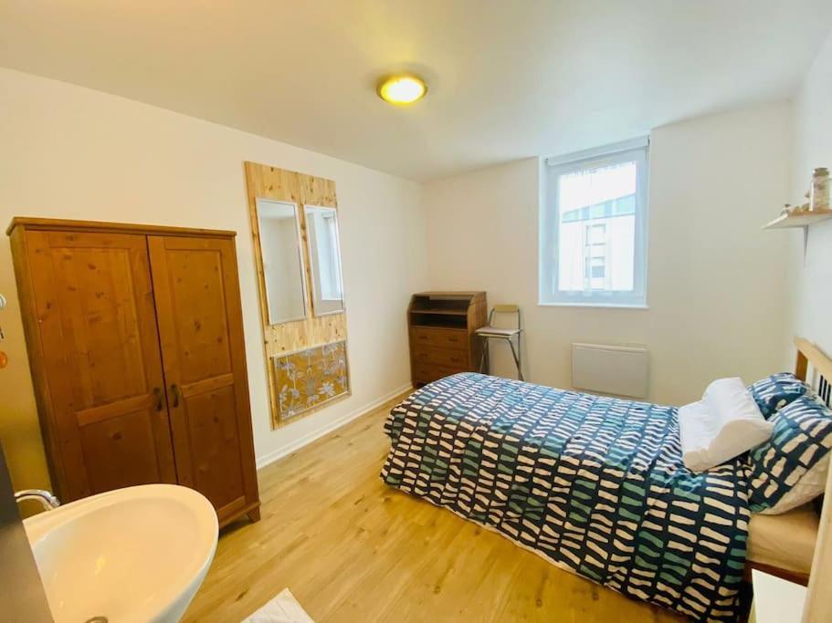 Appartement Renove Et Lumineux. Calais Kültér fotó