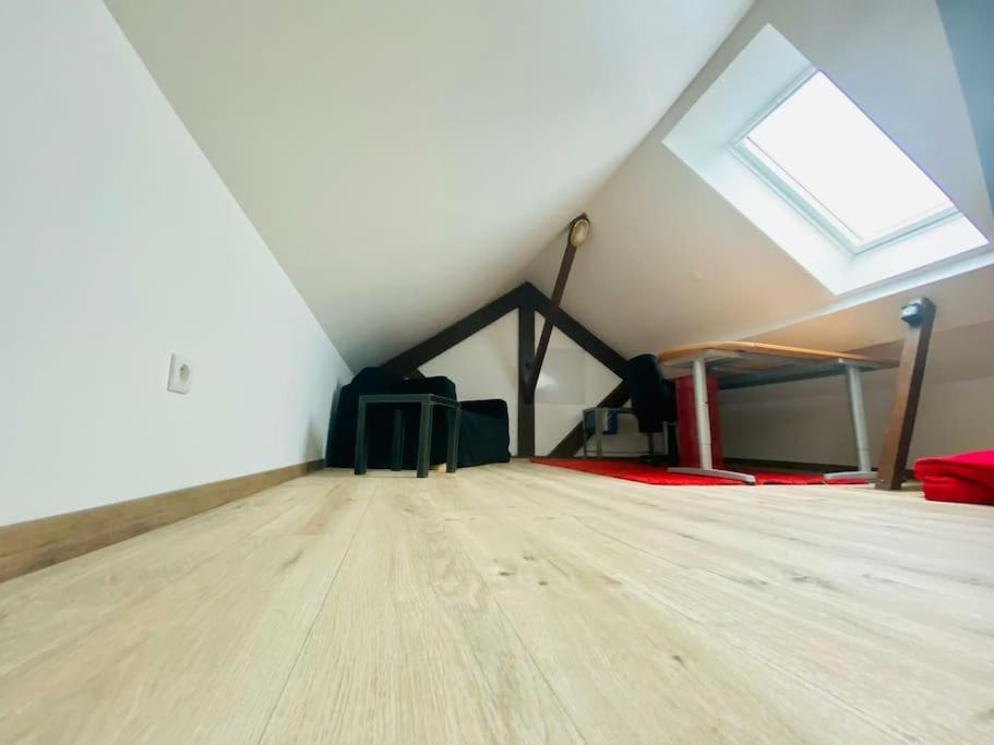 Appartement Renove Et Lumineux. Calais Kültér fotó