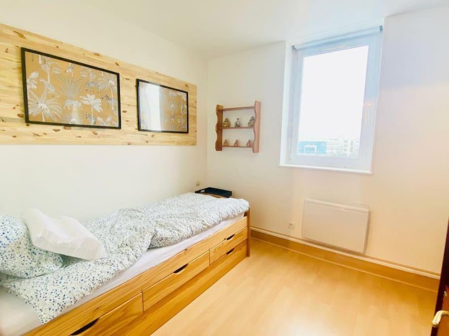Appartement Renove Et Lumineux. Calais Kültér fotó