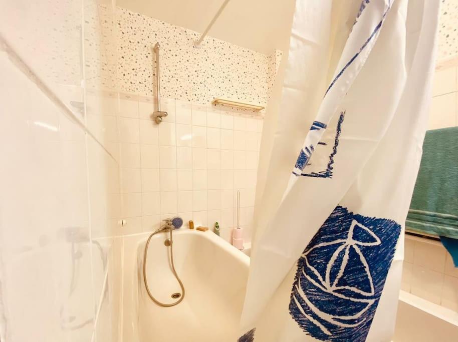 Appartement Renove Et Lumineux. Calais Kültér fotó